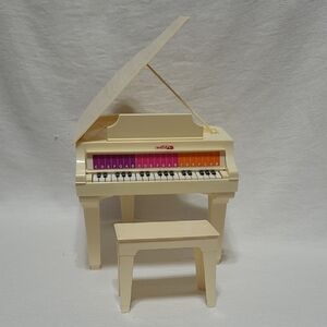 Barbie Doll Year 1981 Mattel Barbie Electronic Piano #5085 *Works*